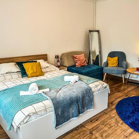 Villa Blue City Apartman Szekszárd 外观 照片